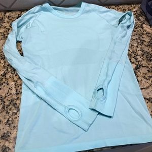 Lululemon long sleeve swiftly tech top